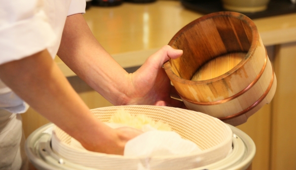 すし桶を使うときのポイント＆オススメレシピ | 寿司桶（すし桶）、おひつ、檜風呂(ヒノキ風呂)の製造販売は木曽の志水木材